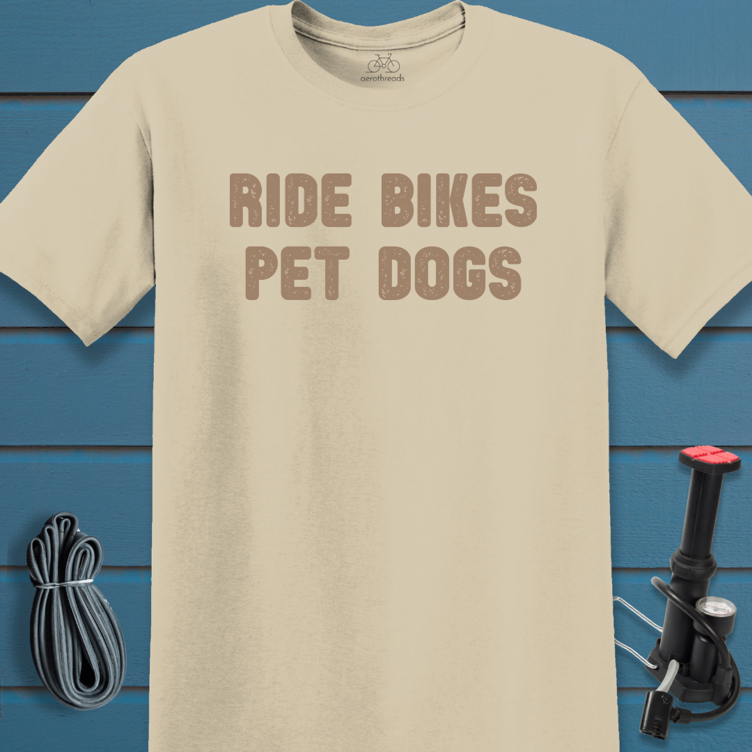Pet dogs t-shirt